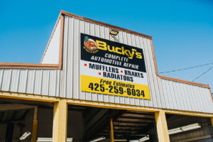 Bucky's Everett Auto repair location rooftop billboard